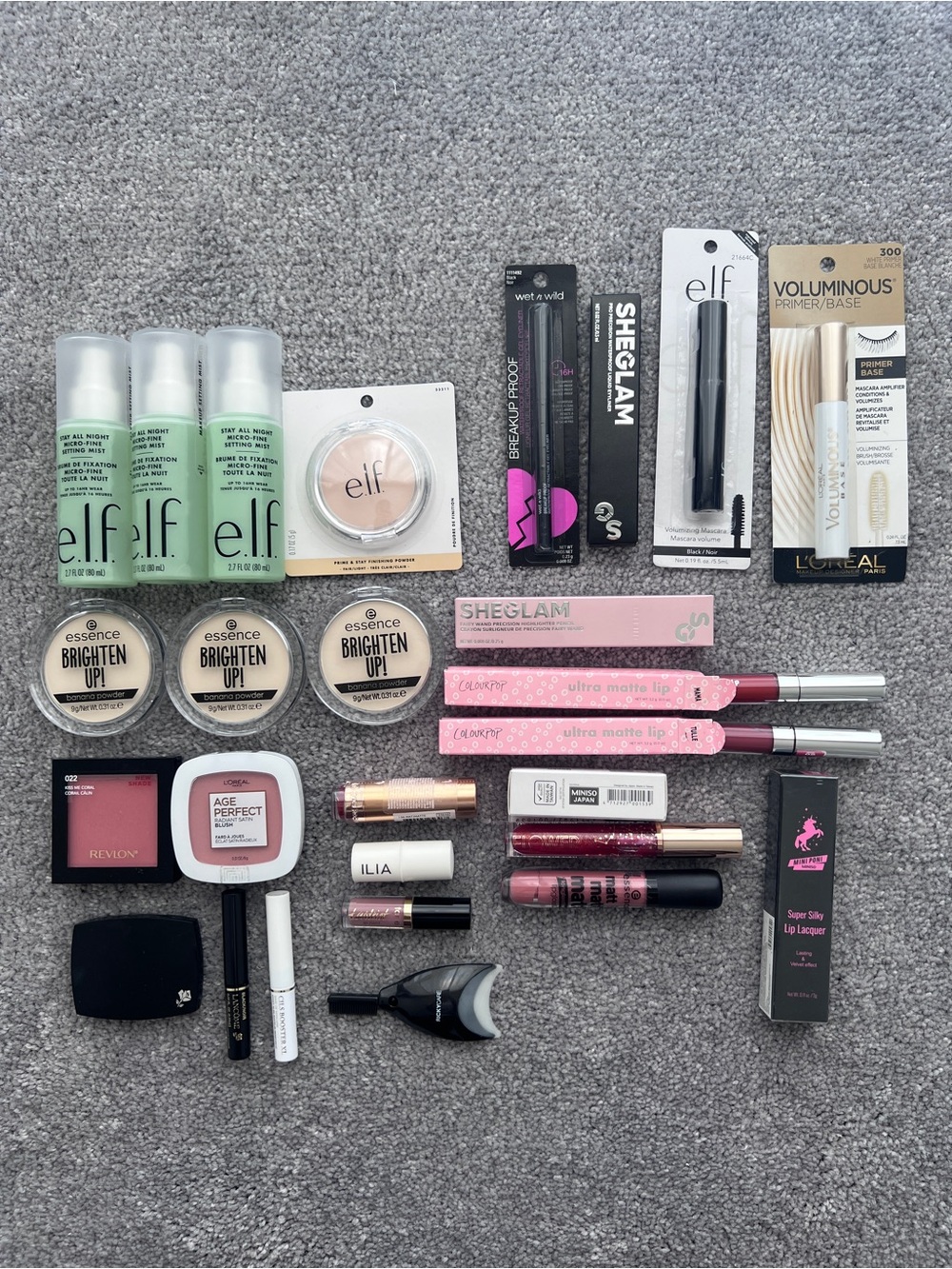Brand new makeup lot